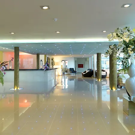 Cristal & 4*