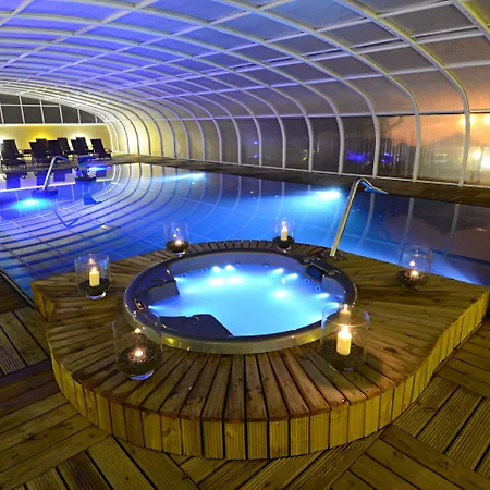 Cristal & 4*