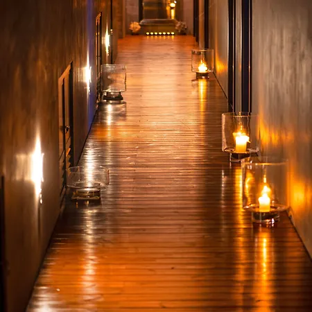 Cristal & فييرا دي ليريا